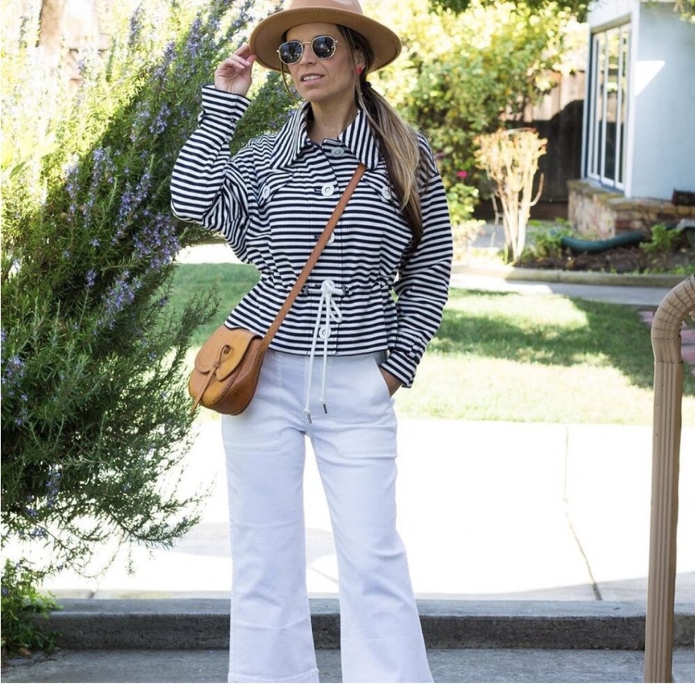 Cabi Lido Crop White Pants 5690 - Picture 2 of 8